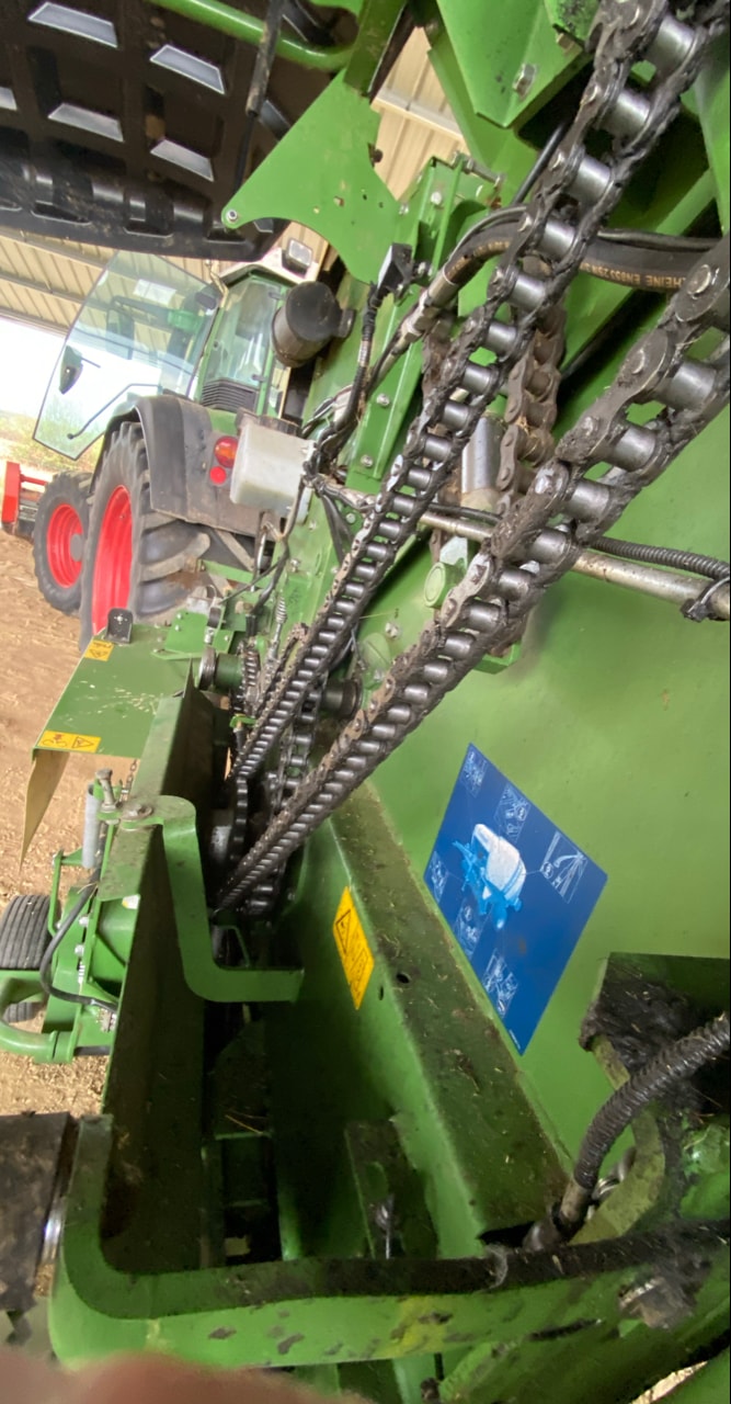 Presse balles rondes KRONE Fortima V1500MC  - photo slide 16