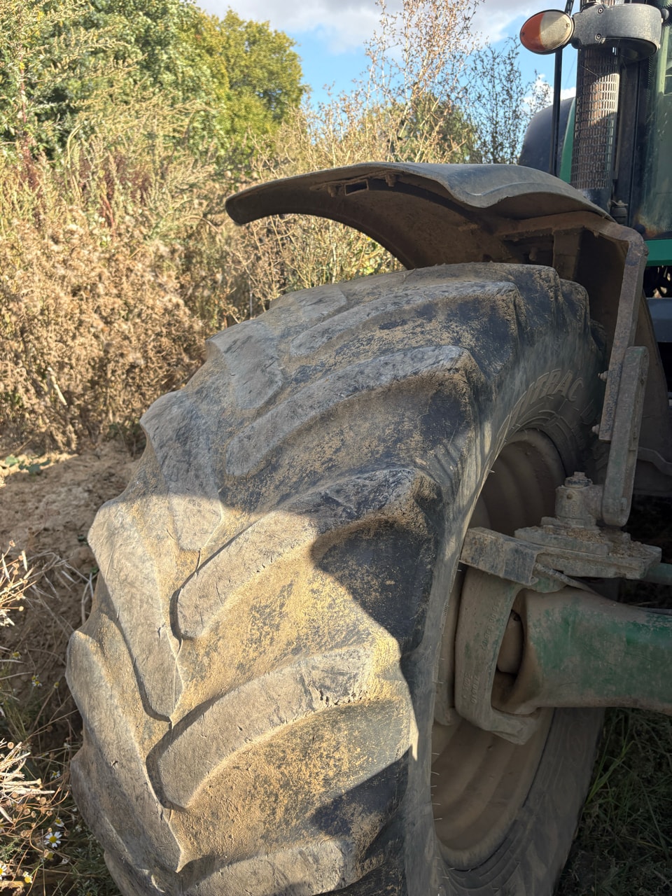 Tracteur JOHN DEERE 7530 - photo slide 13