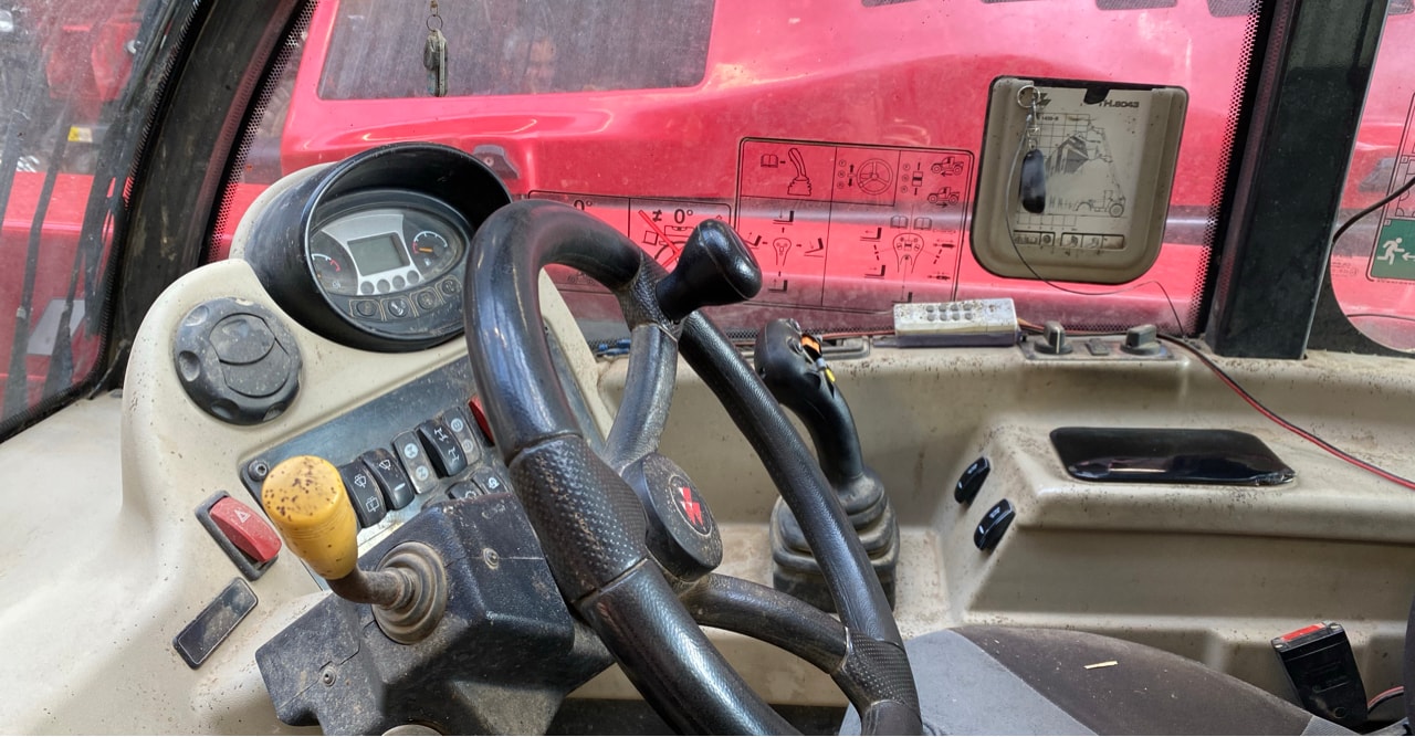 Telescopique MASSEY FERGUSON TH 8043 - photo slide 8