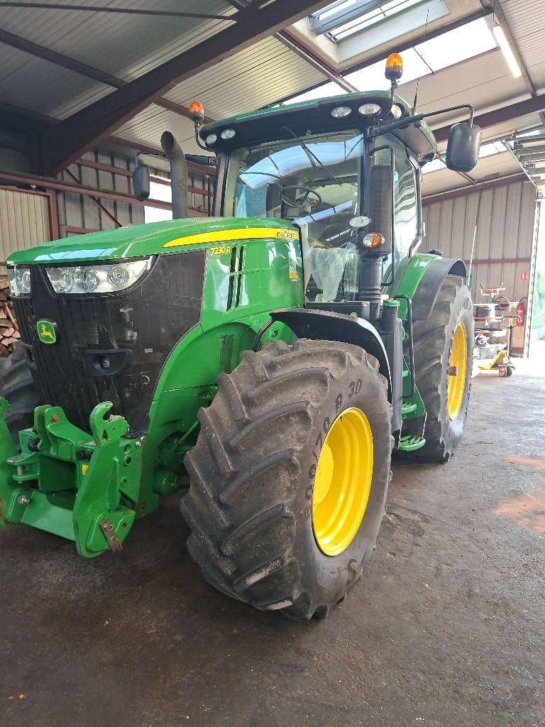Tracteur JOHN DEERE 7230 R - photo slide 2