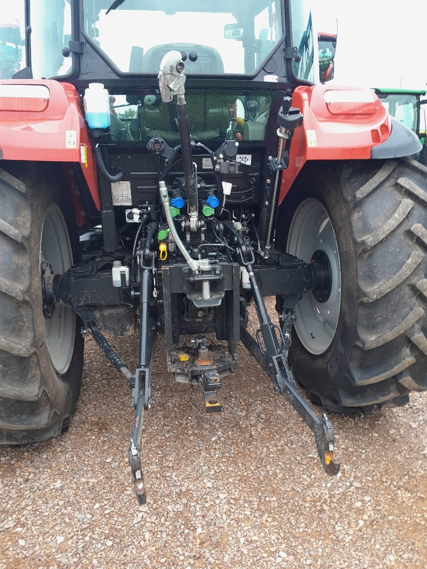 Tracteur chargeur CASE IH Farmall 90c - photo slide 9