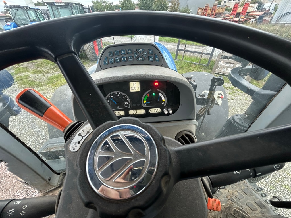 Tracteur NEW HOLLAND T7.210 PC - photo slide 14