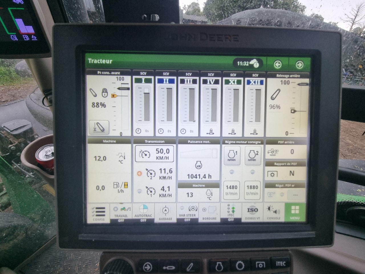 Tracteur chargeur JOHN DEERE 6R 155 - photo slide 11