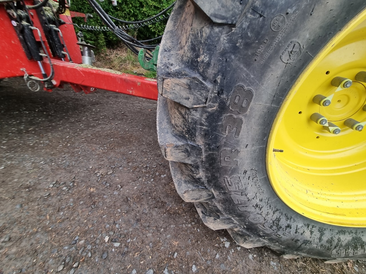 Tracteur chargeur JOHN DEERE 6R 155 - photo slide 9