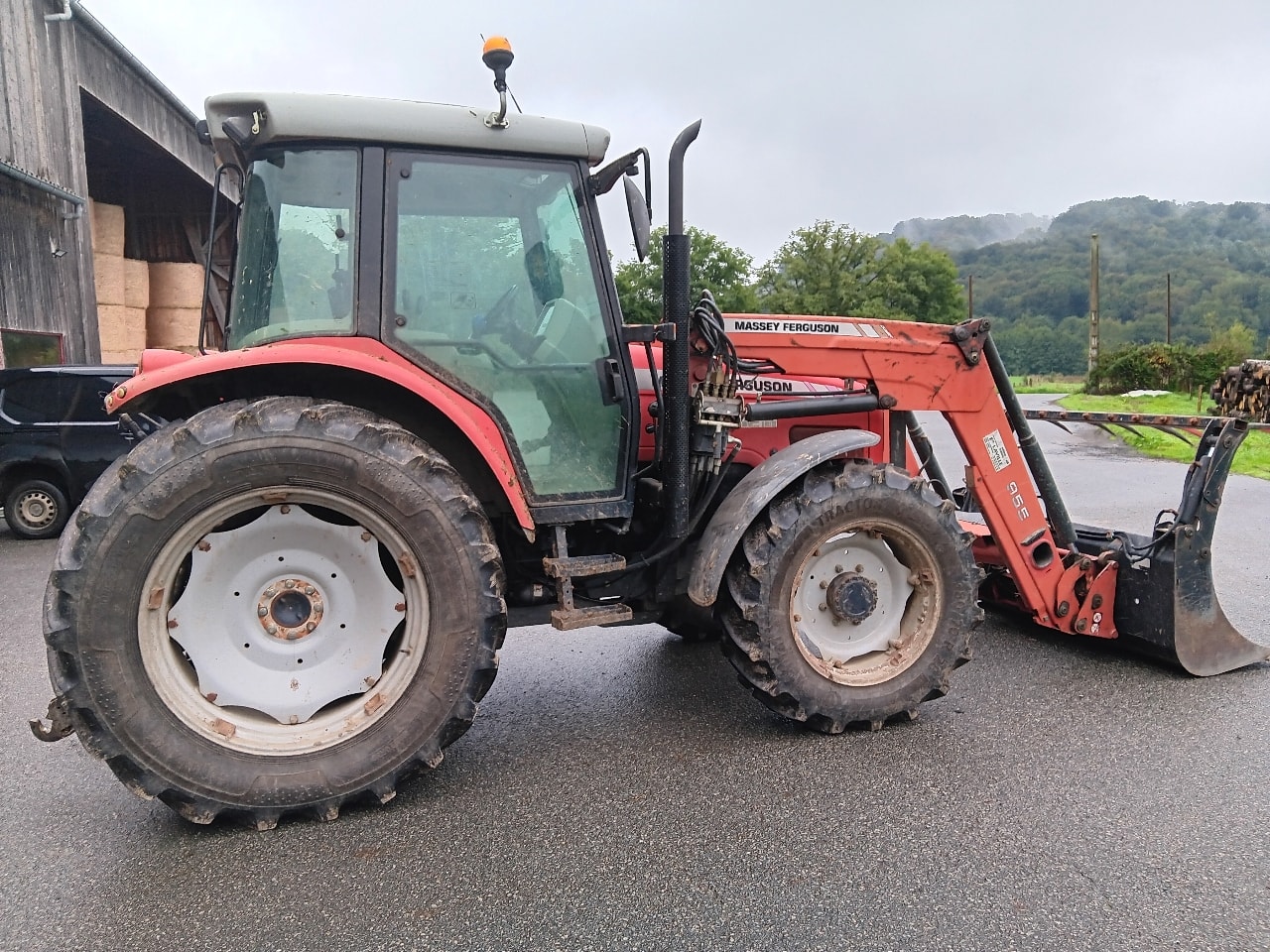 Tracteur chargeur MASSEY FERGUSON 5455 - photo slide 15