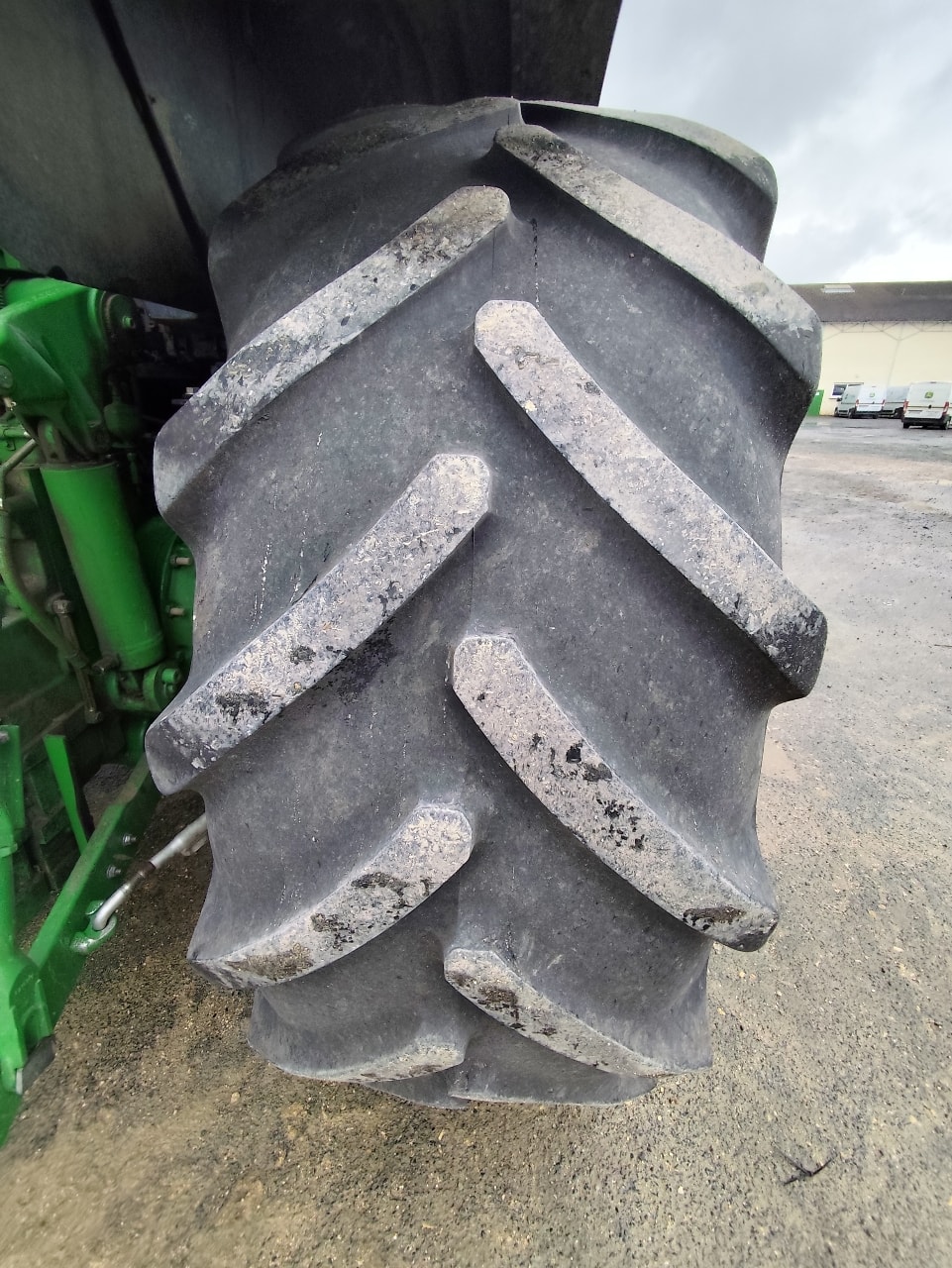 Tracteur JOHN DEERE 6175M - photo slide 11