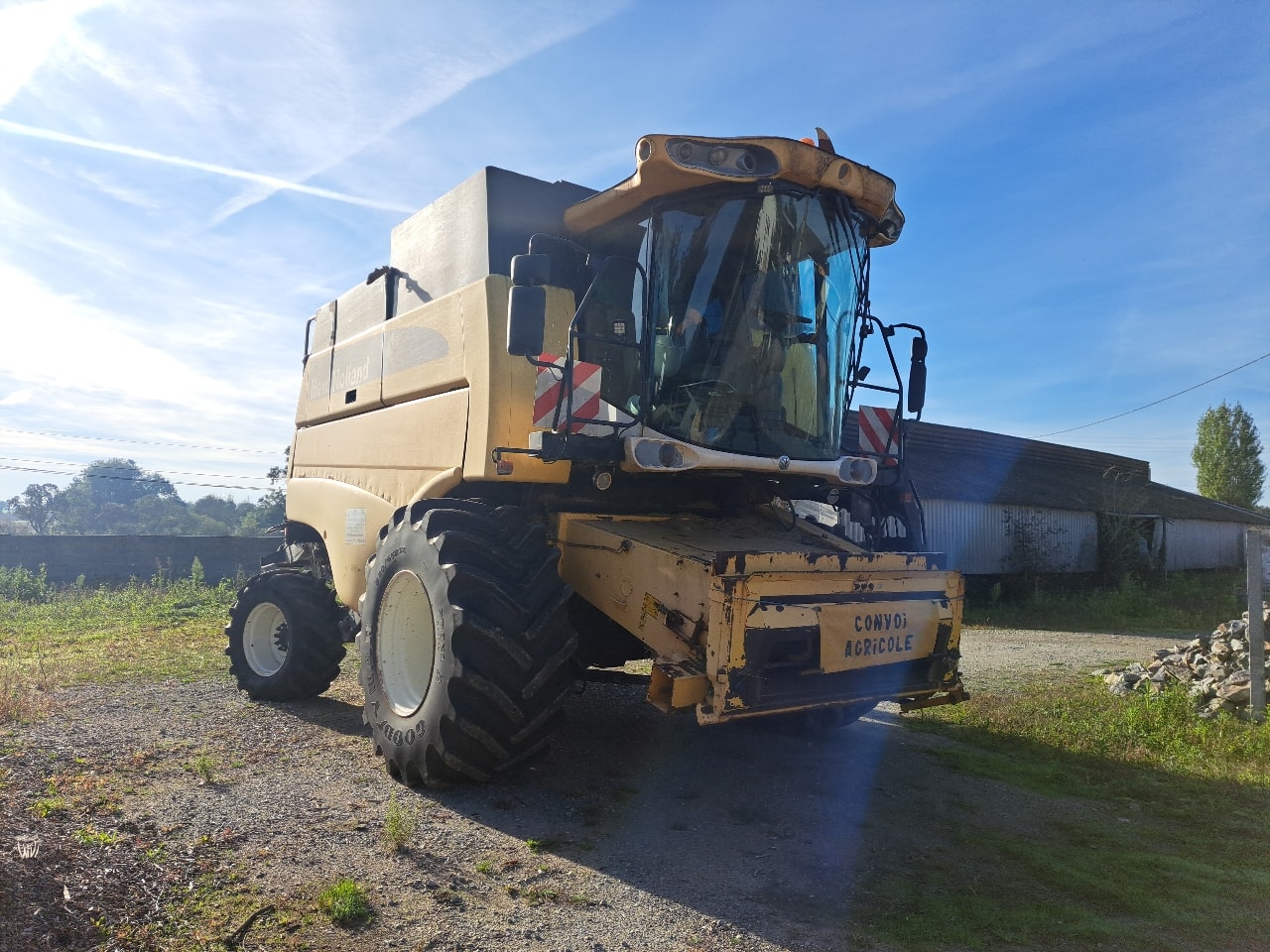 Moissonneuse NEW HOLLAND CS 660 RS STANDARD - photo slide 11