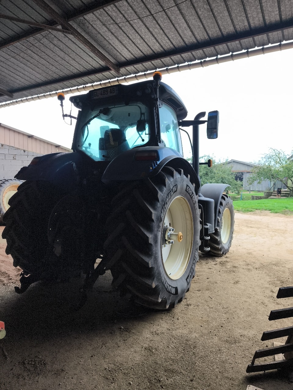 Tracteur NEW HOLLAND T7.245 PC CLASSIC - photo slide 8