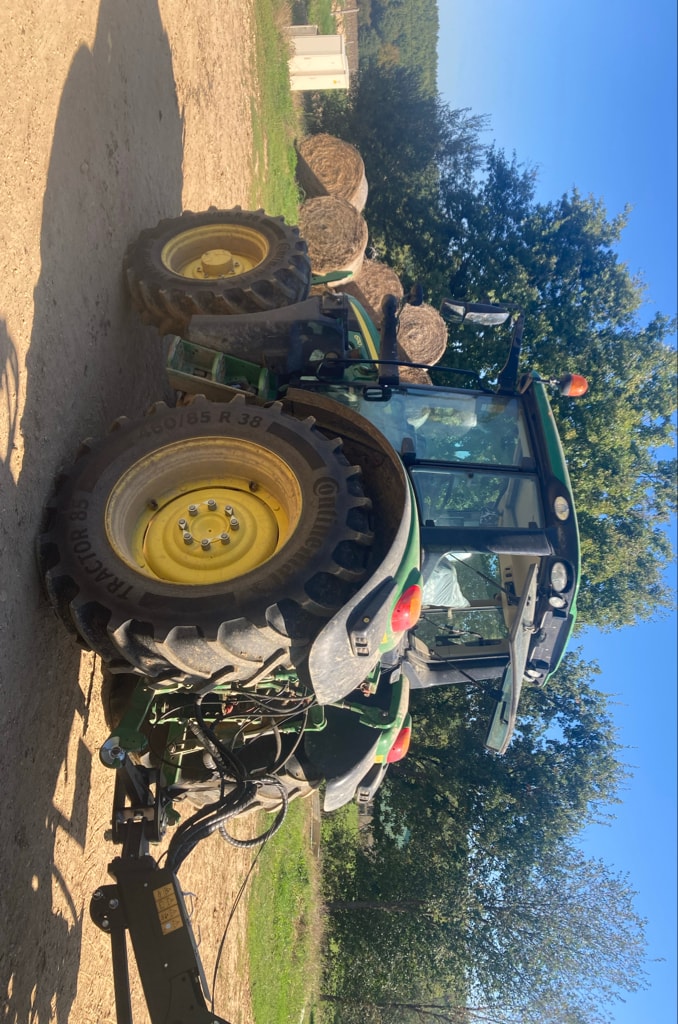 Tracteur chargeur JOHN DEERE 6110M - photo slide 3
