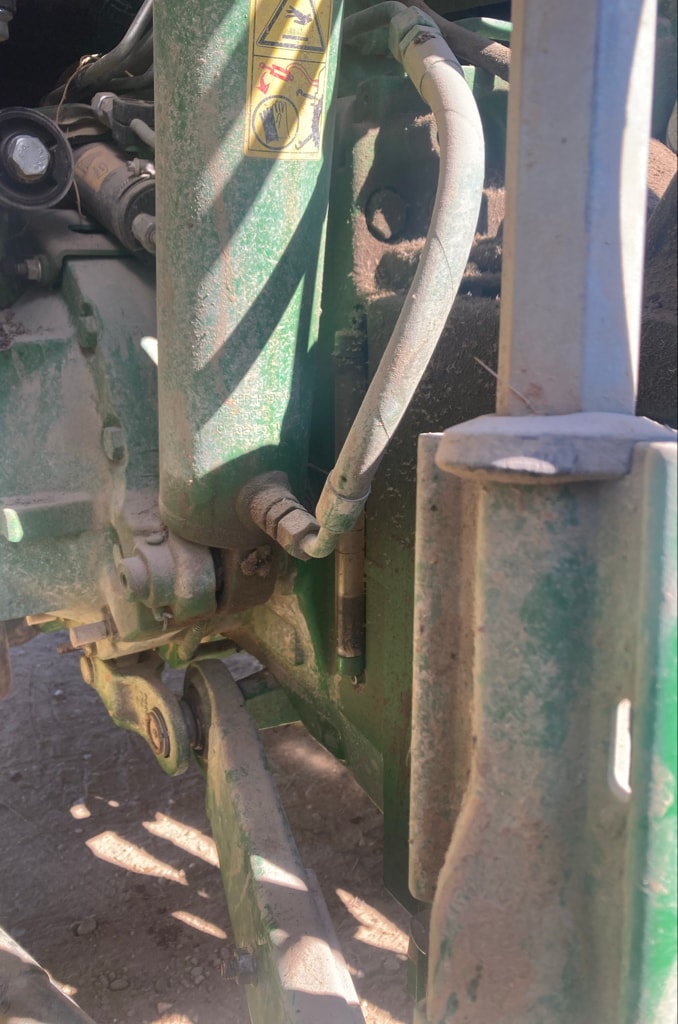 Tracteur chargeur JOHN DEERE 6110M - photo slide 7