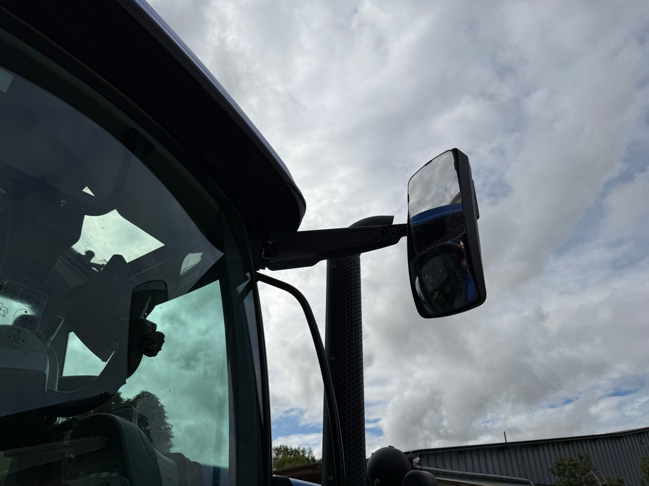 Tracteur NEW HOLLAND T7.190 - photo slide 16