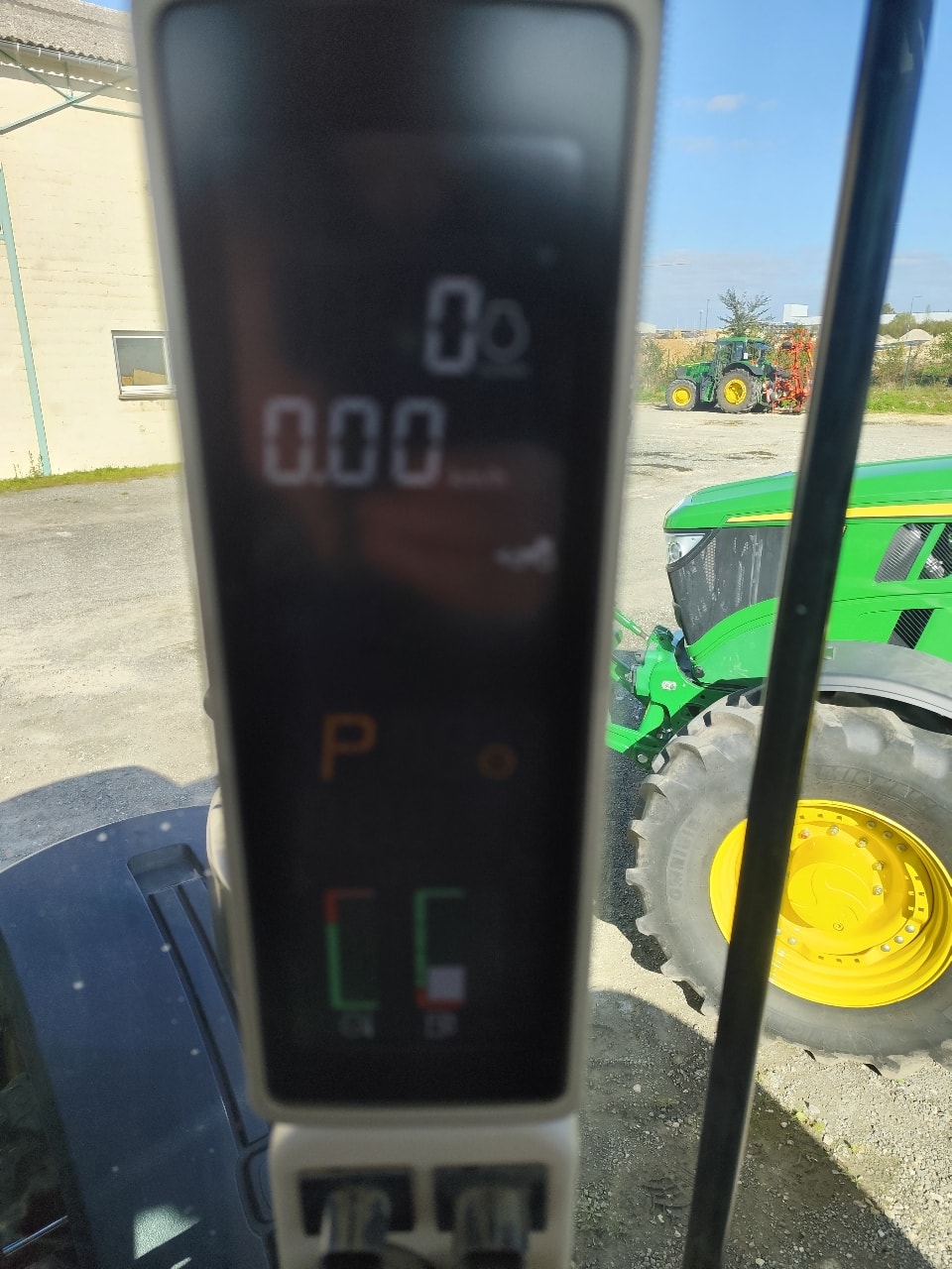 Tracteur JOHN DEERE 7230R - photo slide 18