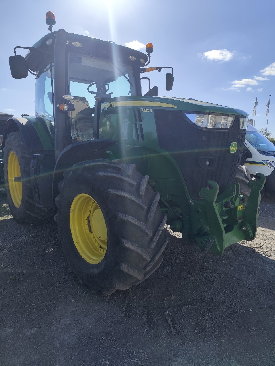 Tracteur JOHN DEERE 7230R - photo slide 2