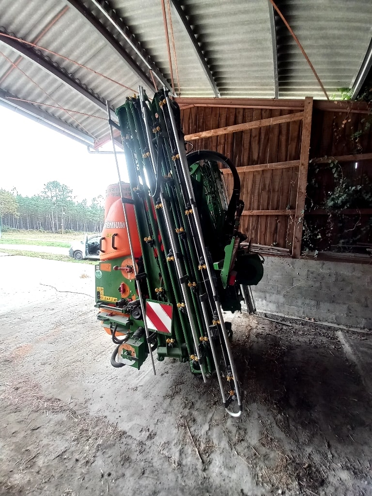 Pulverisateur AMAZONE UF1201 FT 1001 - photo slide 3