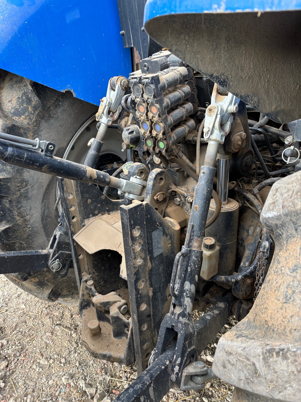 Tracteur NEW HOLLAND T7-175 - photo slide 10