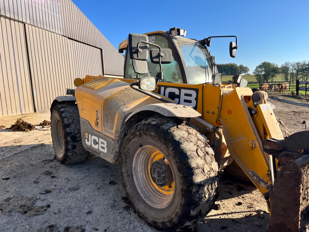 Telescopique JCB 542-70 AGRI XTRA DTVT  - photo slide 2