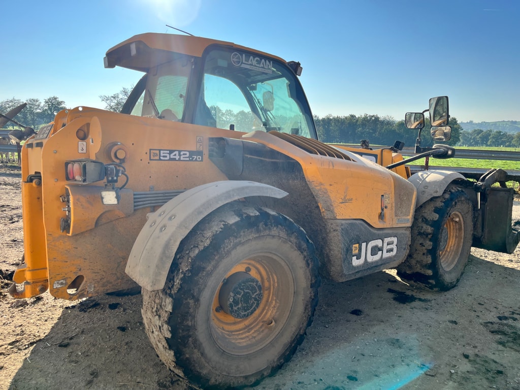 Telescopique JCB 542-70 AGRI XTRA DTVT  - photo slide 4