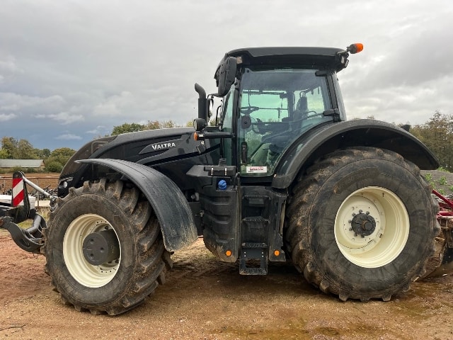 Tracteur VALTRA S354 - photo slide 4