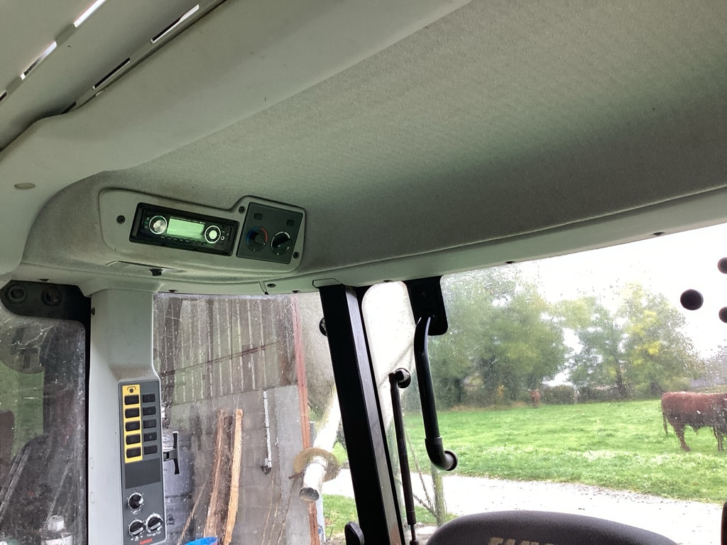 Tracteur chargeur CLAAS ARION 410 - photo slide 3