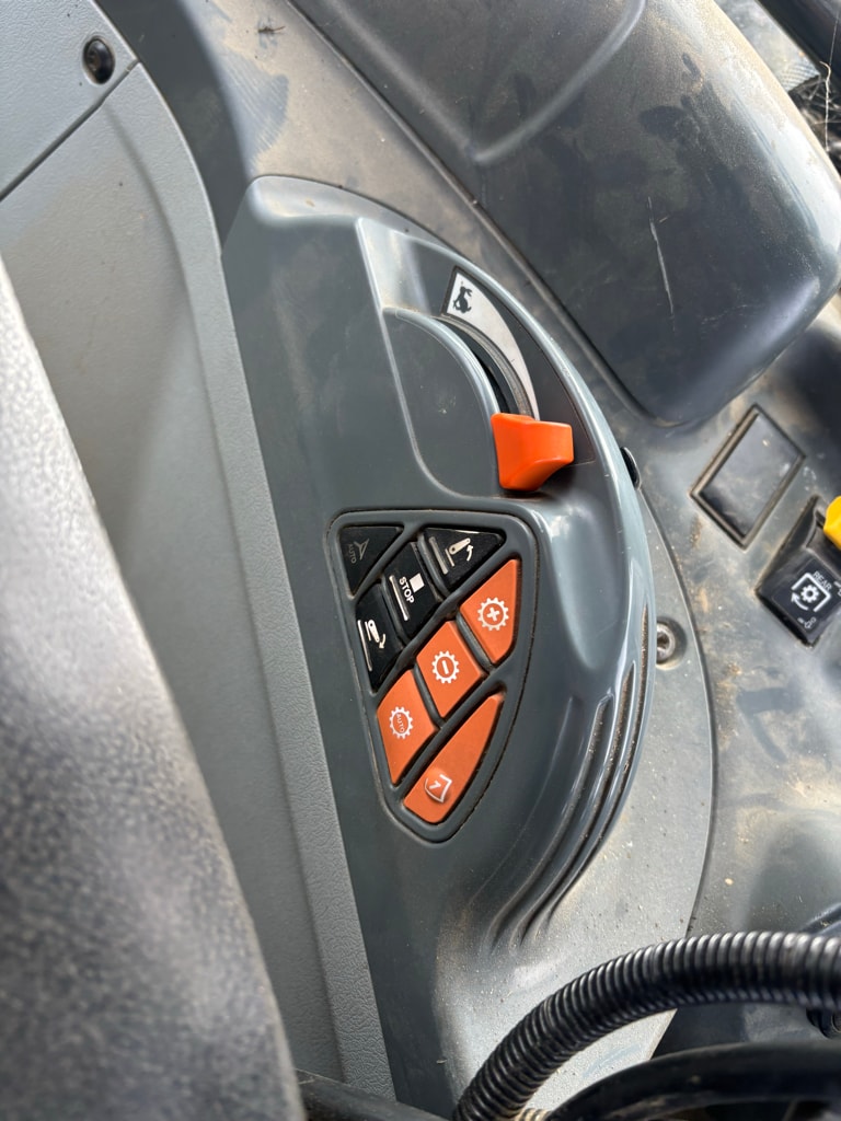 Tracteur chargeur CLAAS ARION 430 CIS - photo slide 19
