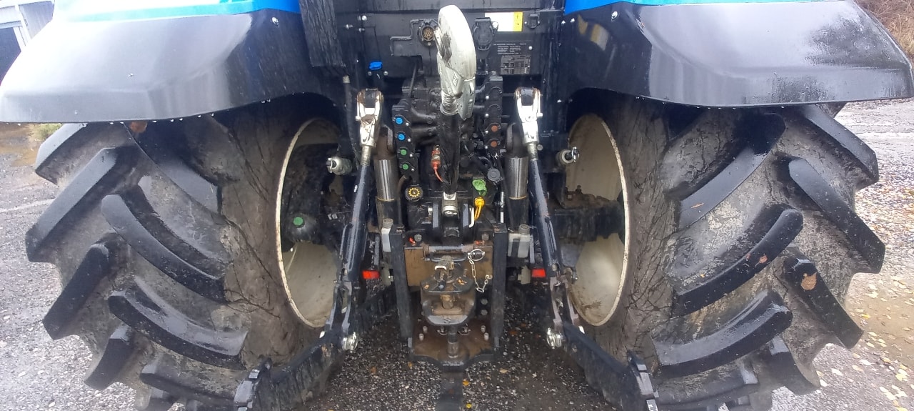 Tracteur NEW HOLLAND T6.160 DC - photo slide 7