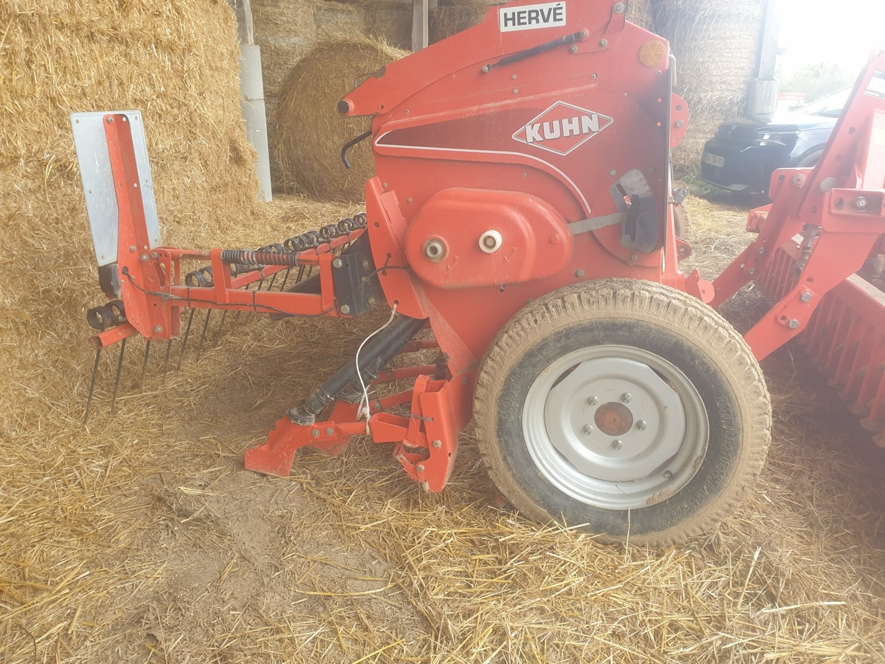 Semoir en ligne KUHN PRÉMIA 300 - photo slide 10