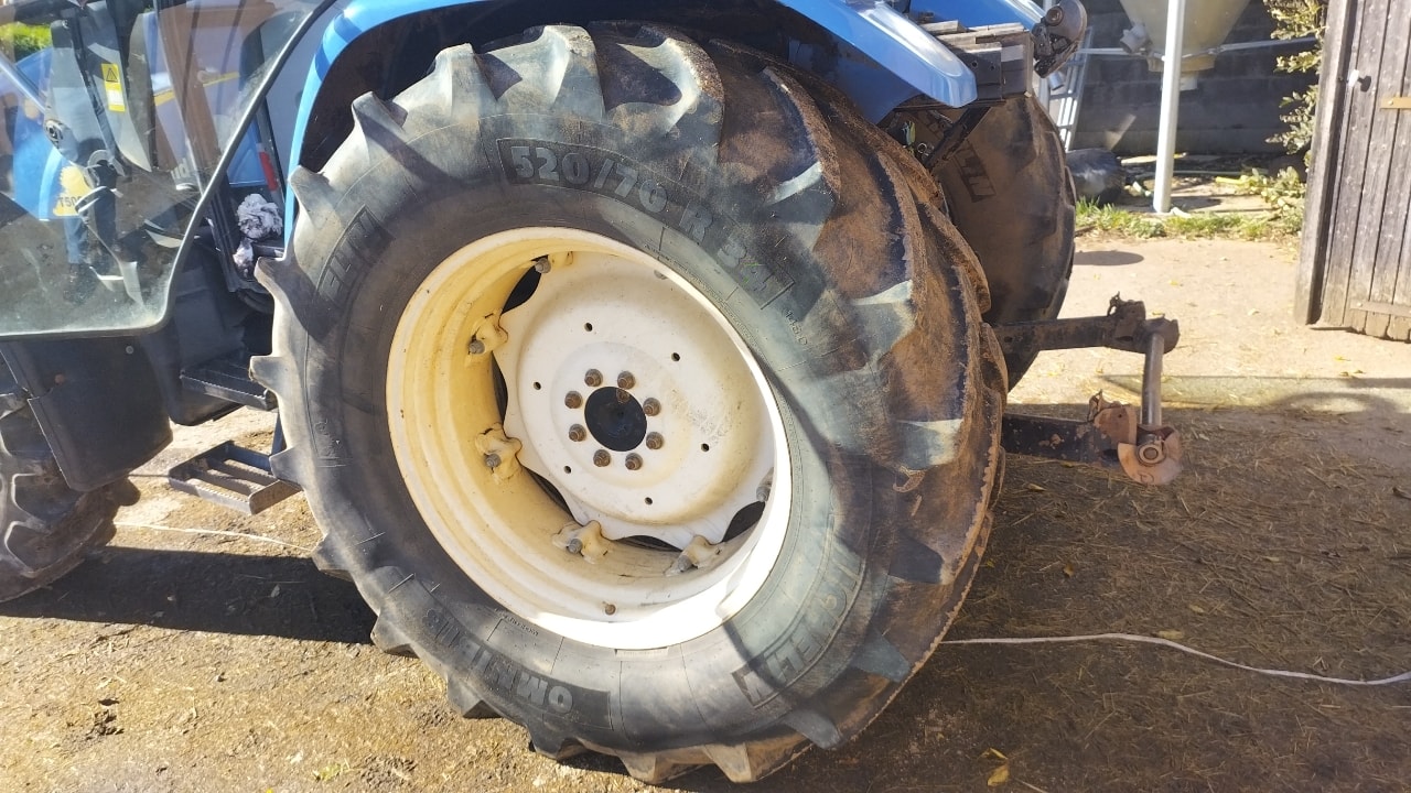 Tracteur NEW HOLLAND T5060 - photo slide 12