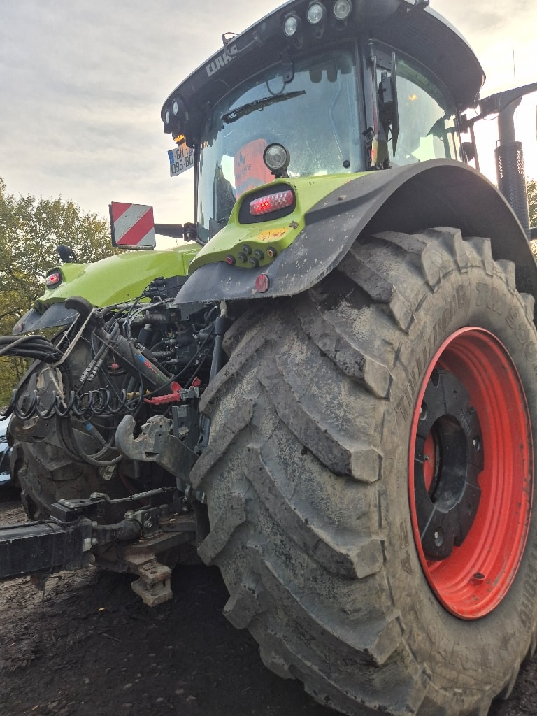 Tracteur CLAAS AXION 830 CMATIC - photo slide 3