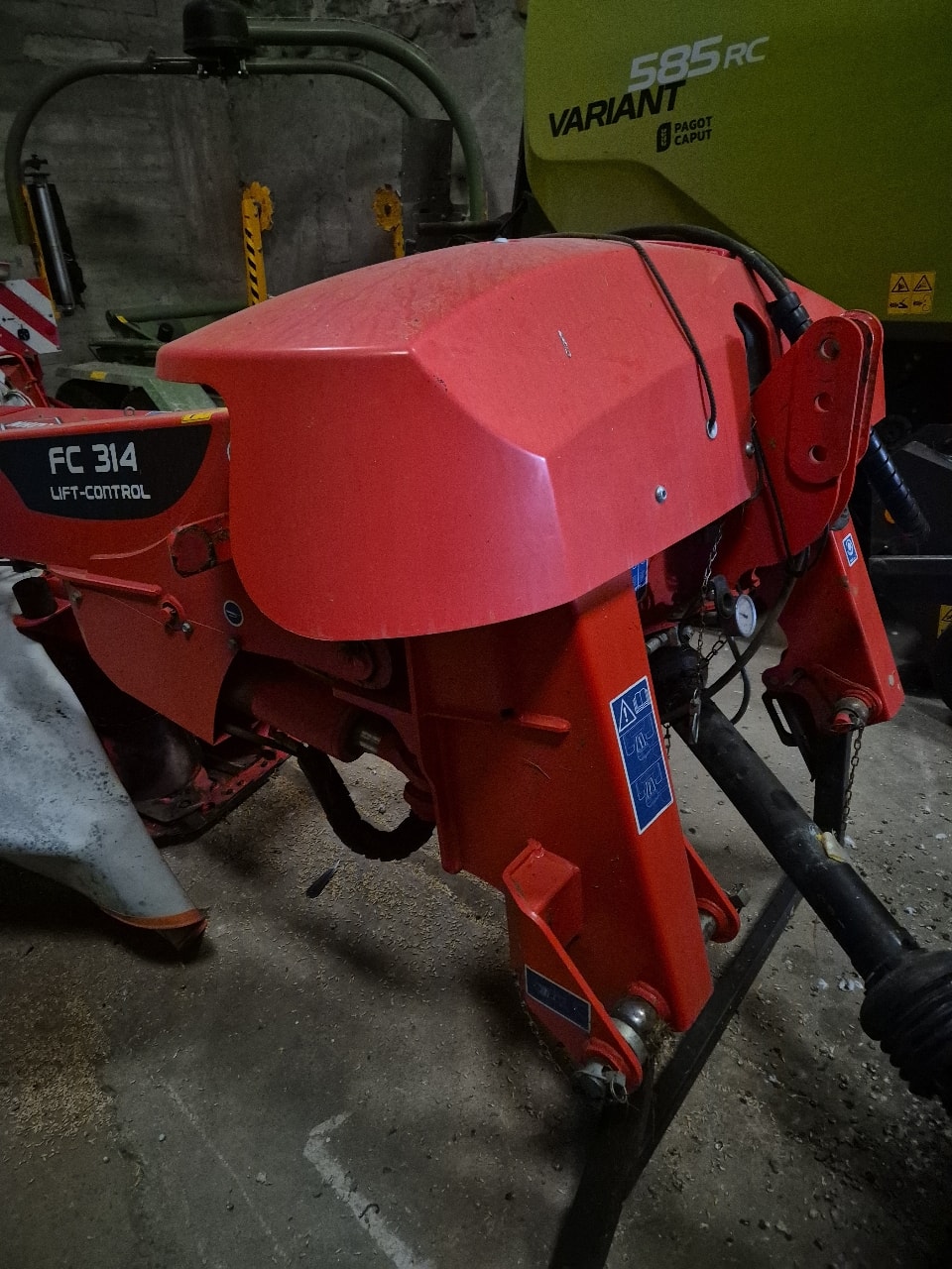 Faucheuse conditionneuse KUHN FC 314 lift control - photo slide 4