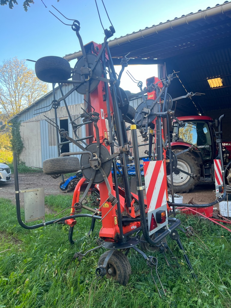 Faneuse KUBOTA TE 8590 - photo slide 4