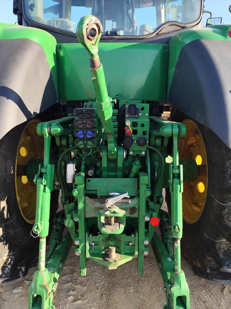 Tracteur JOHN DEERE 7230R - photo slide 11