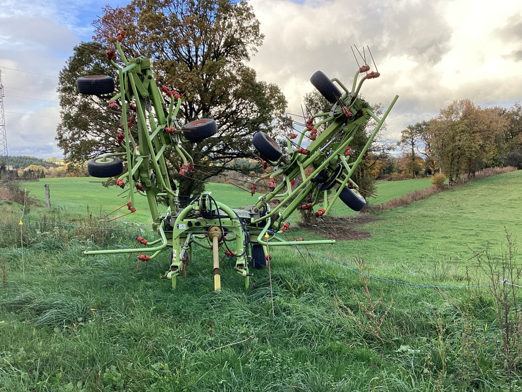Faneuse CLAAS VOLTO 870 - photo slide 4