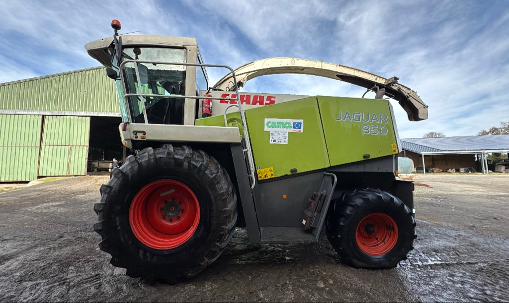 Ensileuse CLAAS JAGUAR 850 - photo slide 24