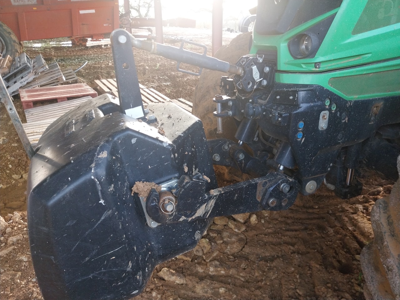 Tracteur DEUTZ FAHR 6205 AGROTRON TTV - photo slide 4