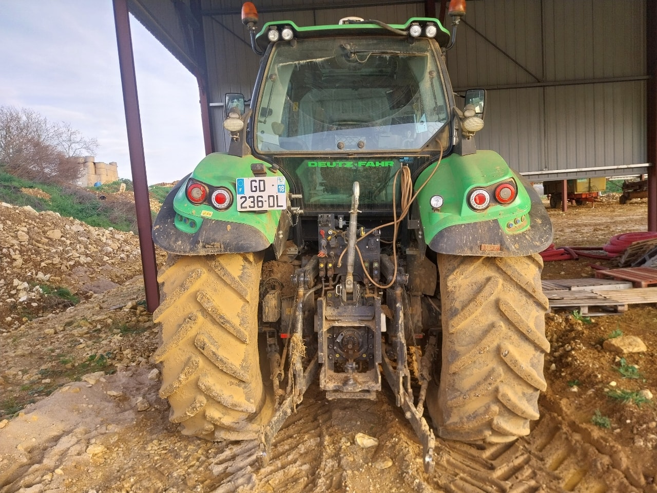 Tracteur DEUTZ FAHR 6205 AGROTRON TTV - photo slide 6