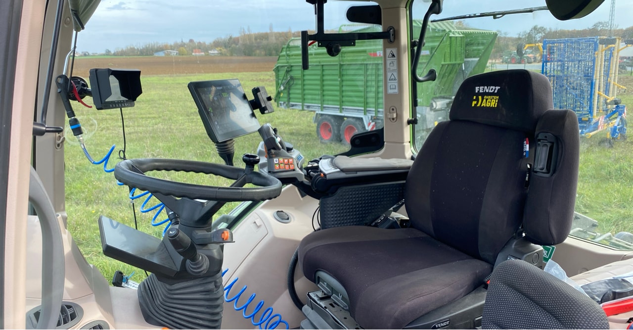 Tracteur FENDT 726 power+ - photo slide 11