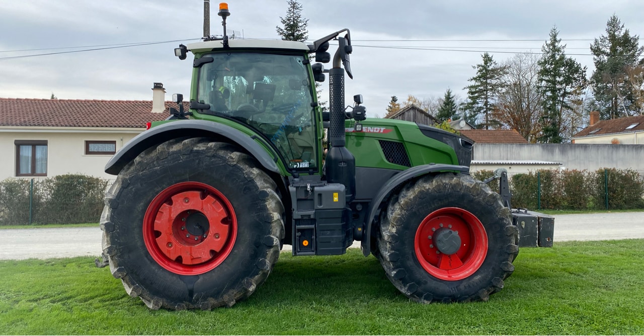 Tracteur FENDT 726 power+ - photo slide 6