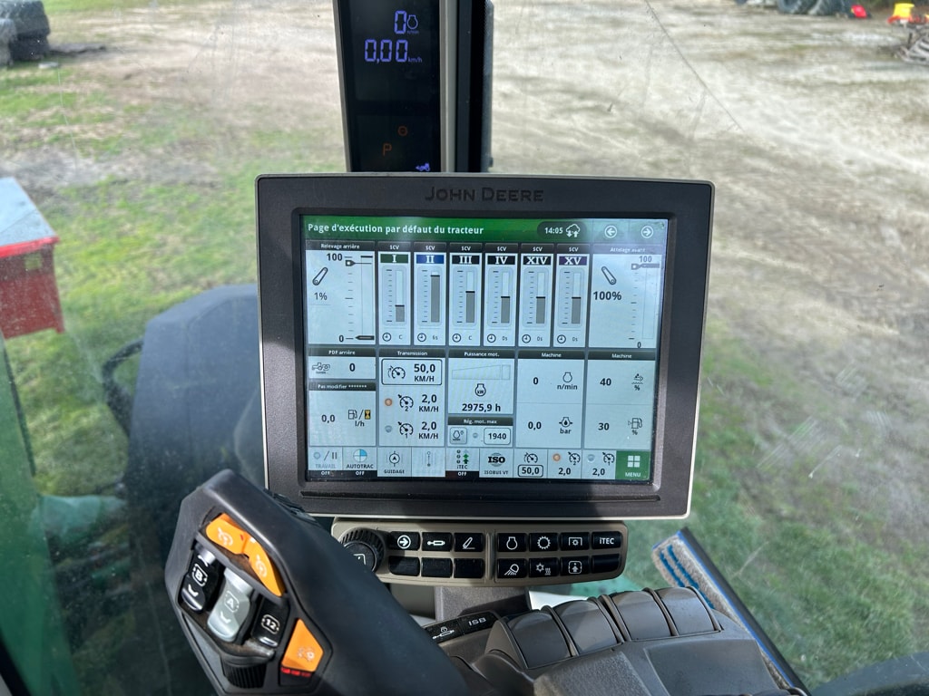 Tracteur JOHN DEERE 8R 370 - photo slide 13