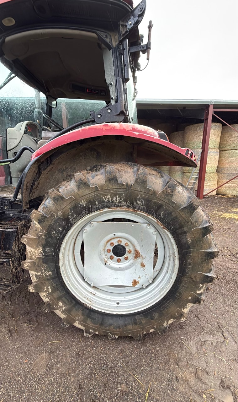 Tracteur CASE IH MAXXUM 110 - photo slide 8
