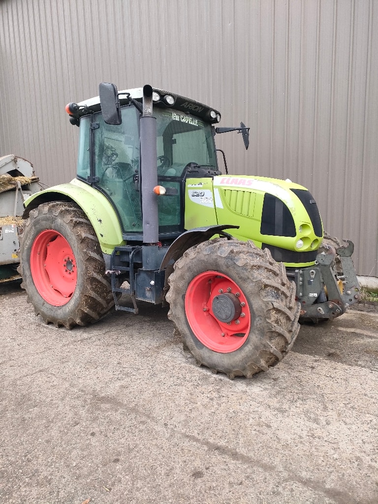 Tracteur CLAAS ARION 520 - photo slide 6