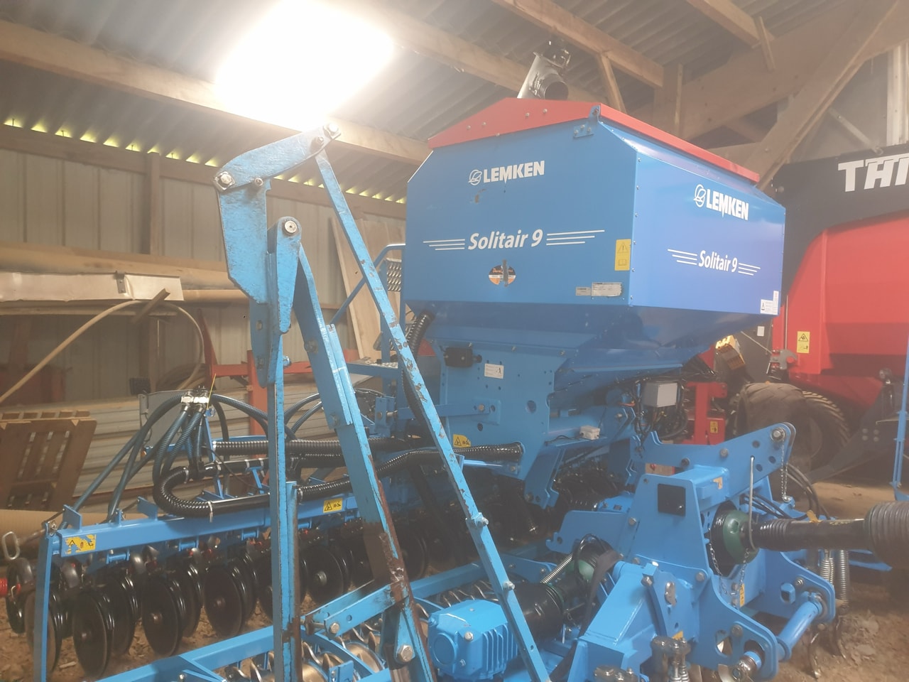 Semoir en ligne LEMKEN SOLITAIR 9 4m50 REPLIABLE - photo slide 3