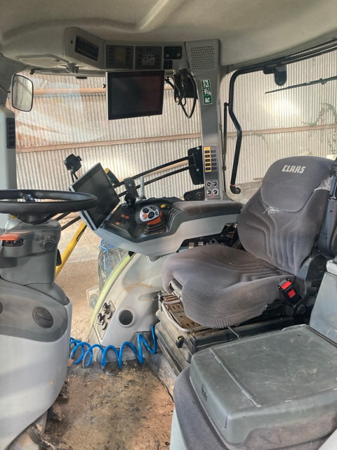 Tracteur CLAAS ARION 630  - photo slide 16