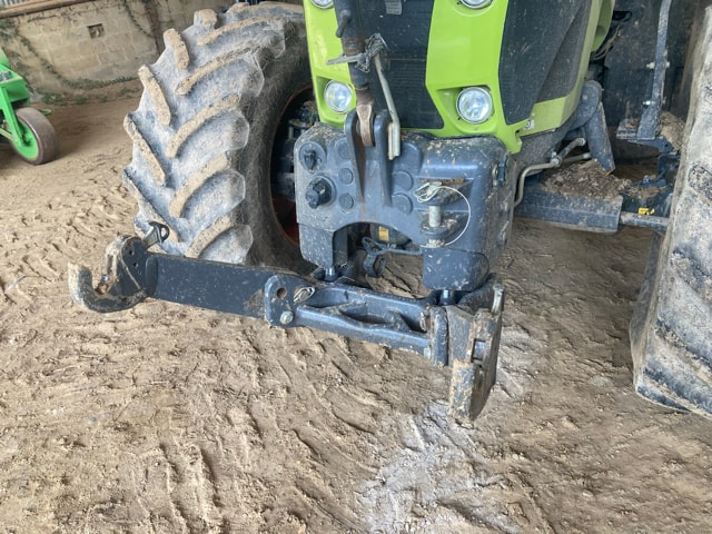 Tracteur CLAAS ARION 630  - photo slide 10