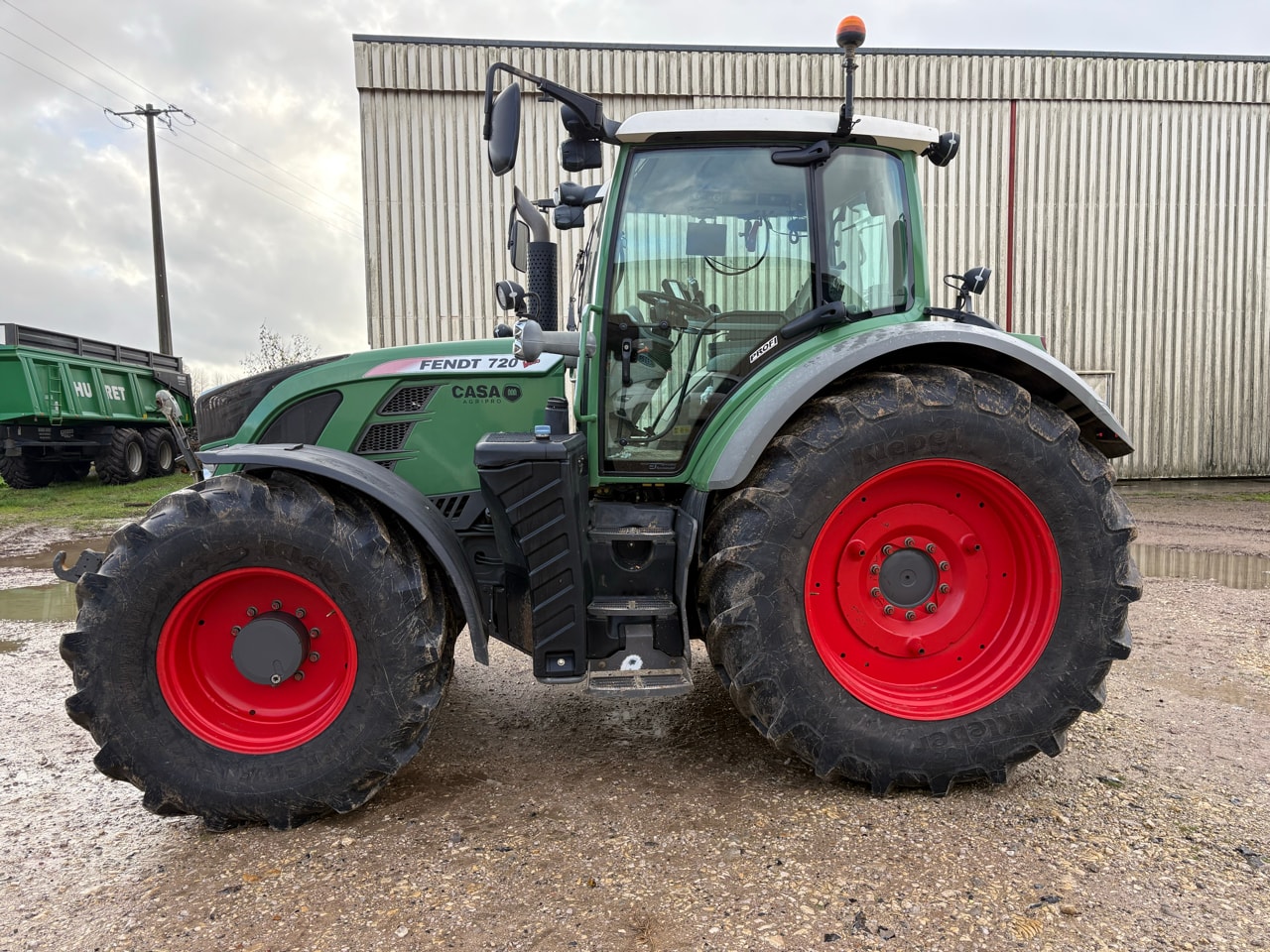Tracteur FENDT 720 SCR - photo slide 2