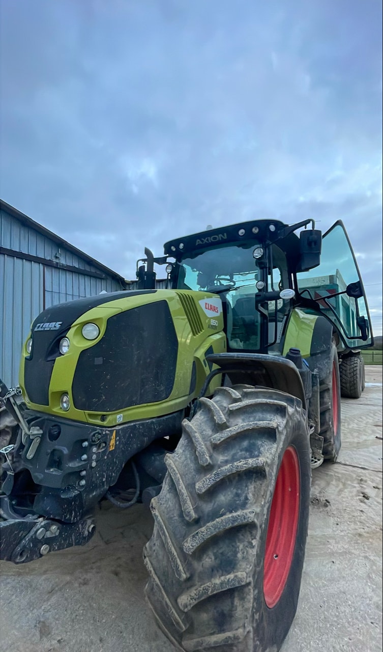 Tracteur CLAAS AXION 850 - photo slide 7