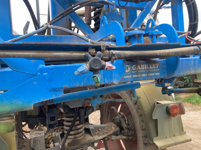 Pulverisateur EVRARD Météor 3500 - photo slide 10