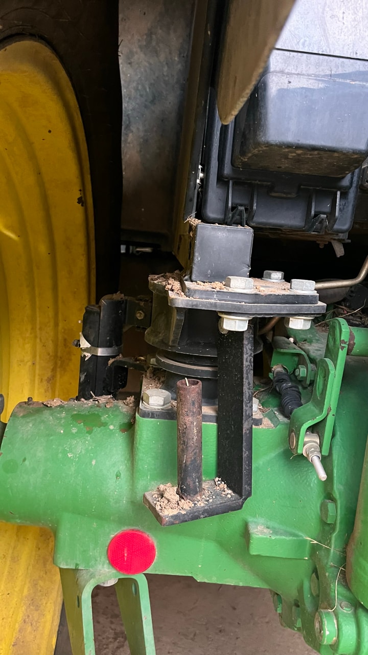 Tracteur JOHN DEERE 6110M - photo slide 12