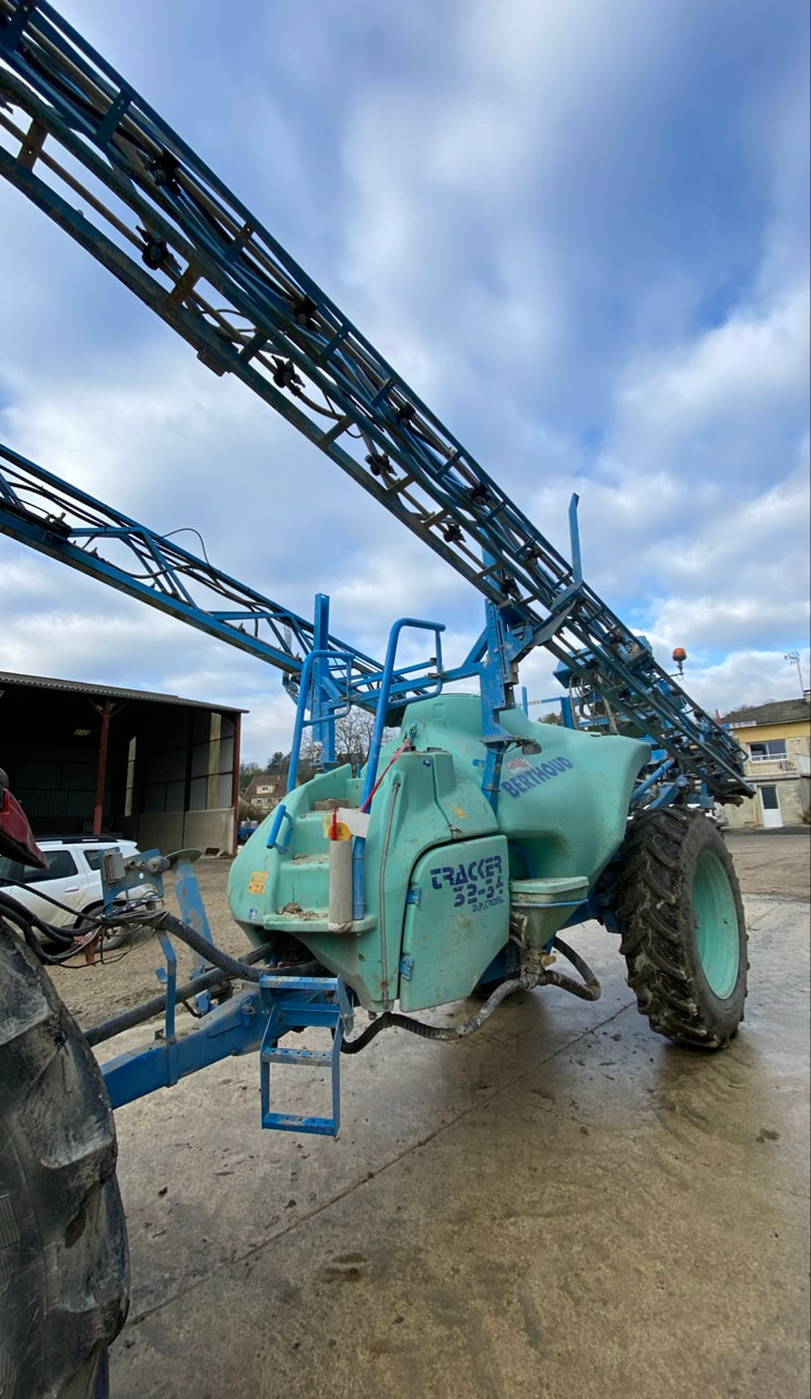 Pulverisateur BERTHOUD Tracker - photo slide 7