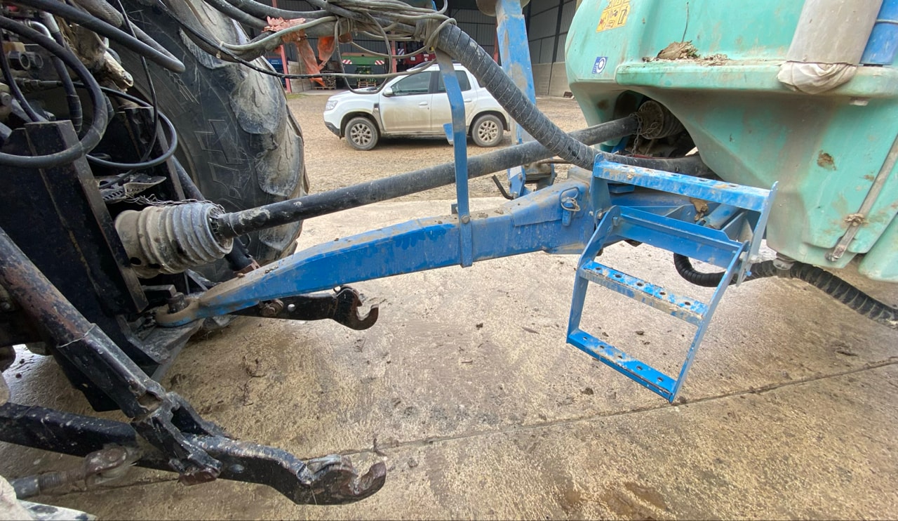 Pulverisateur BERTHOUD Tracker - photo slide 10