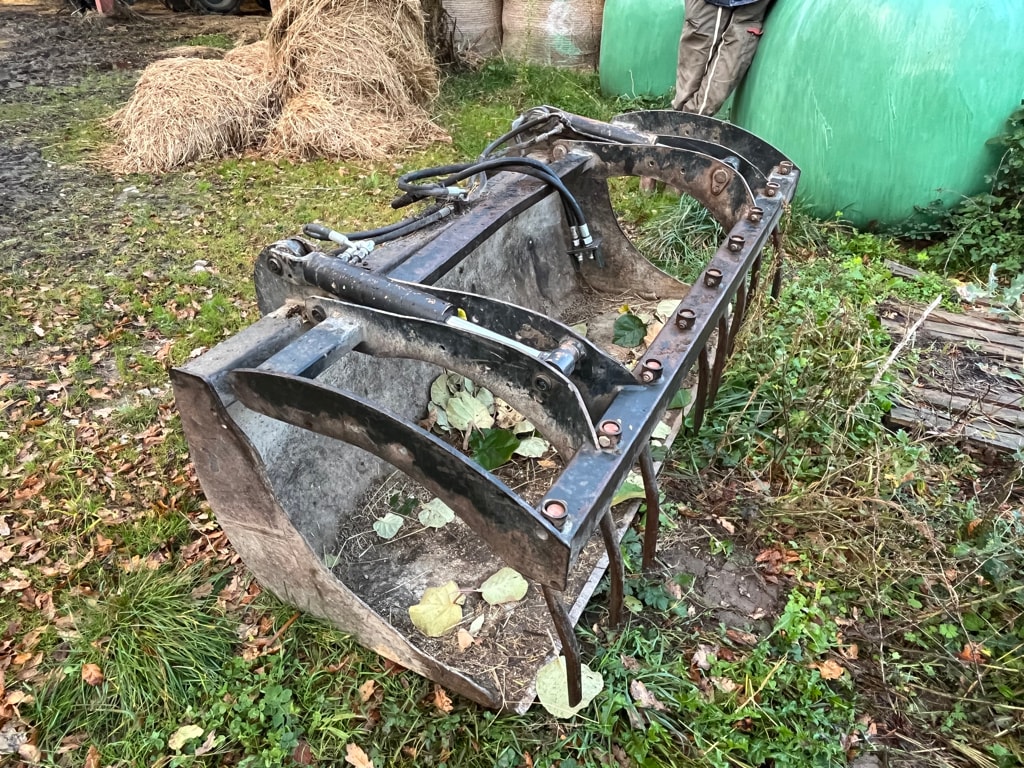 Tracteur chargeur DEUTZ FAHR 5115 - photo slide 19